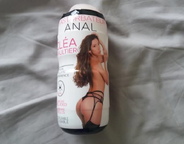 test du masturbateur anal cléa gaultier