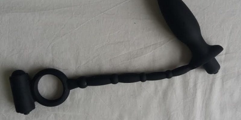 Test du Cockring et Plug Anal par Julien